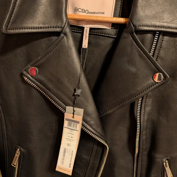 NWT BCBG Generation Black Leather Biker Jacket Size M - Picture 2 of 7